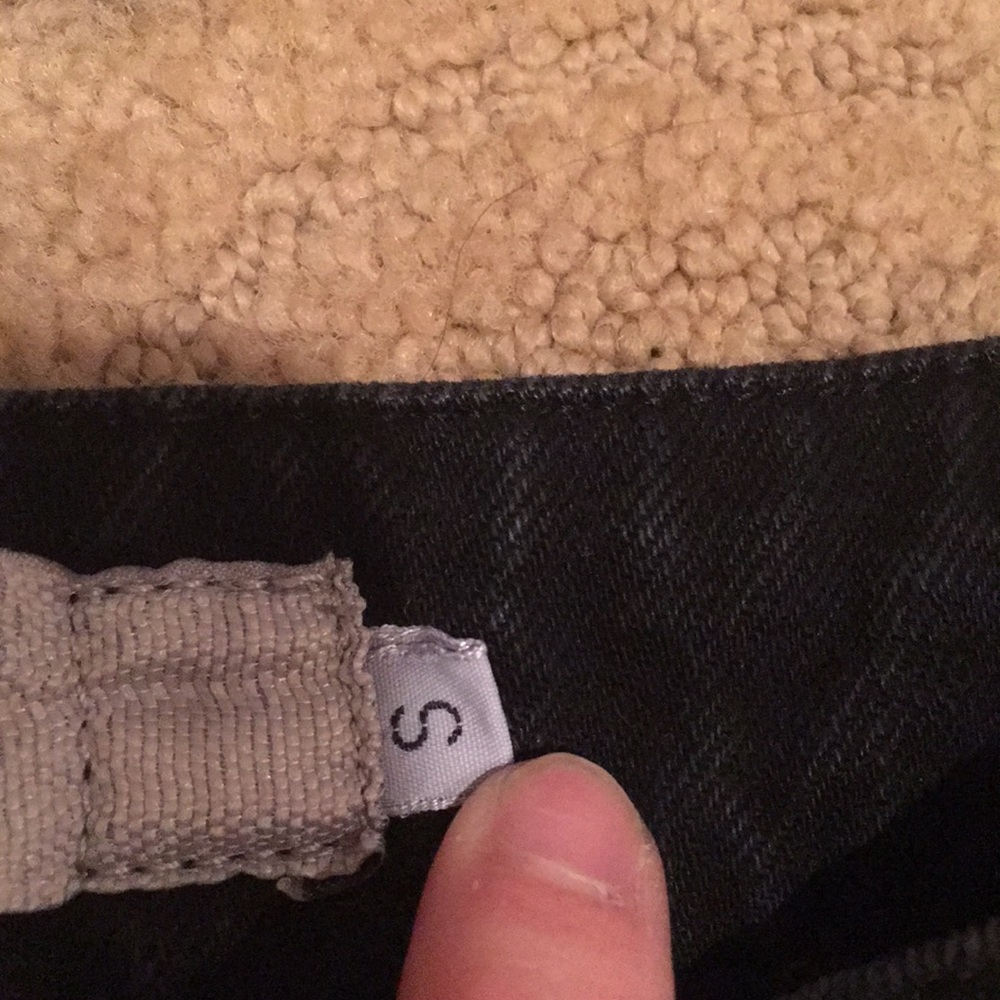 Brandy Melville black shorts - Picture 3 of 3
